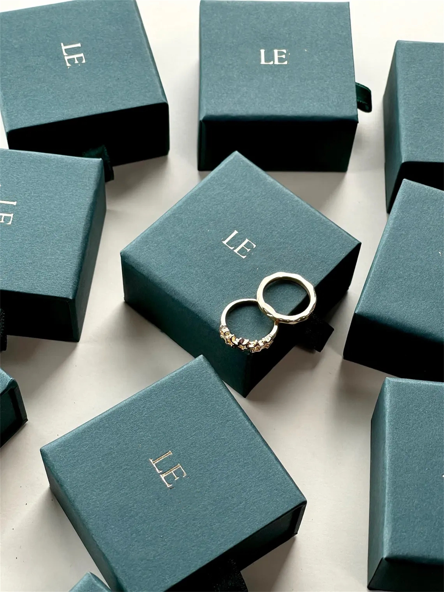 20 pcs Tiny dark green ring bo – обзор и цена Wedding Package Gold