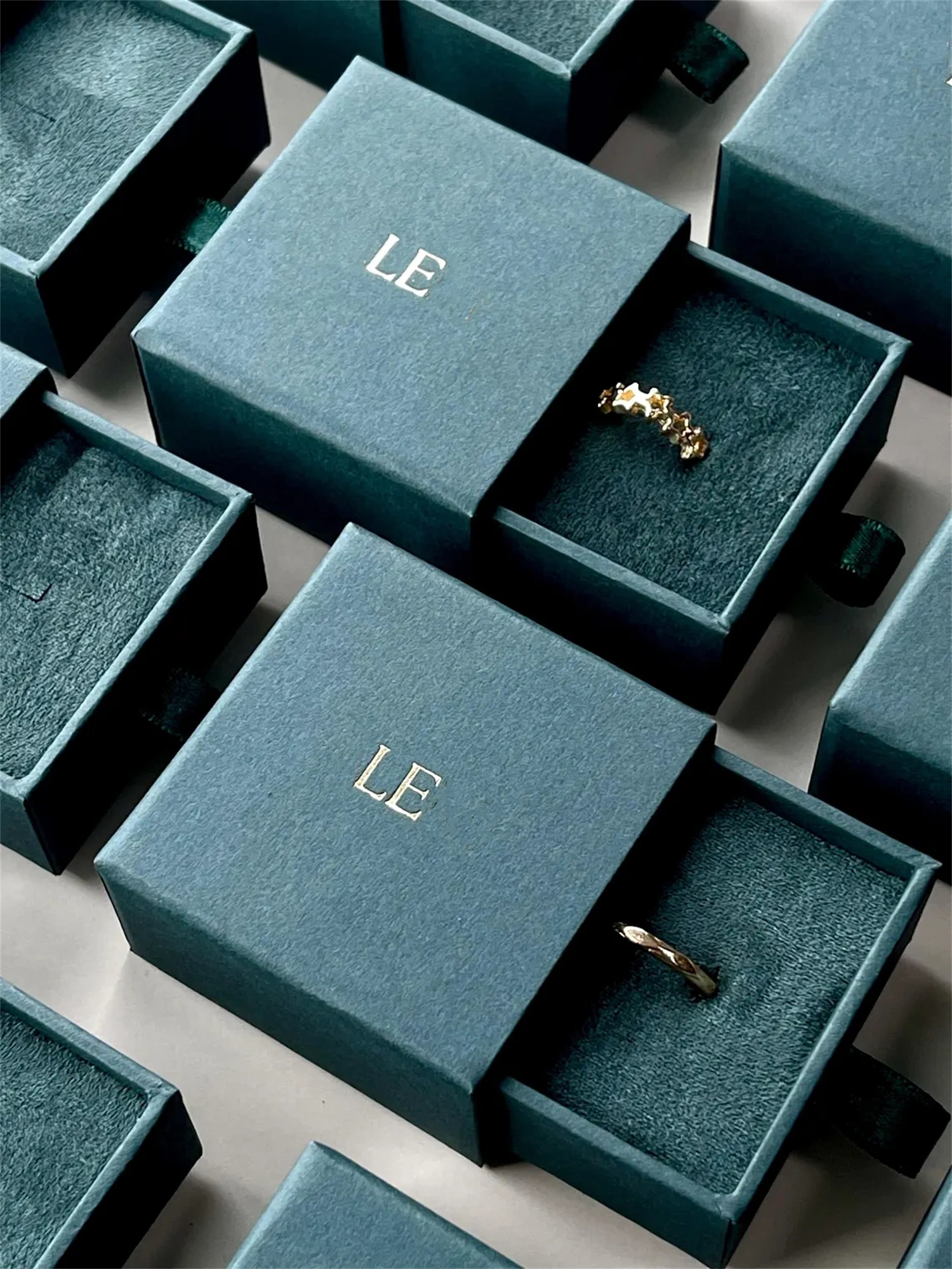20 pcs Tiny dark green ring bo – обзор и цена Wedding Package Gold
